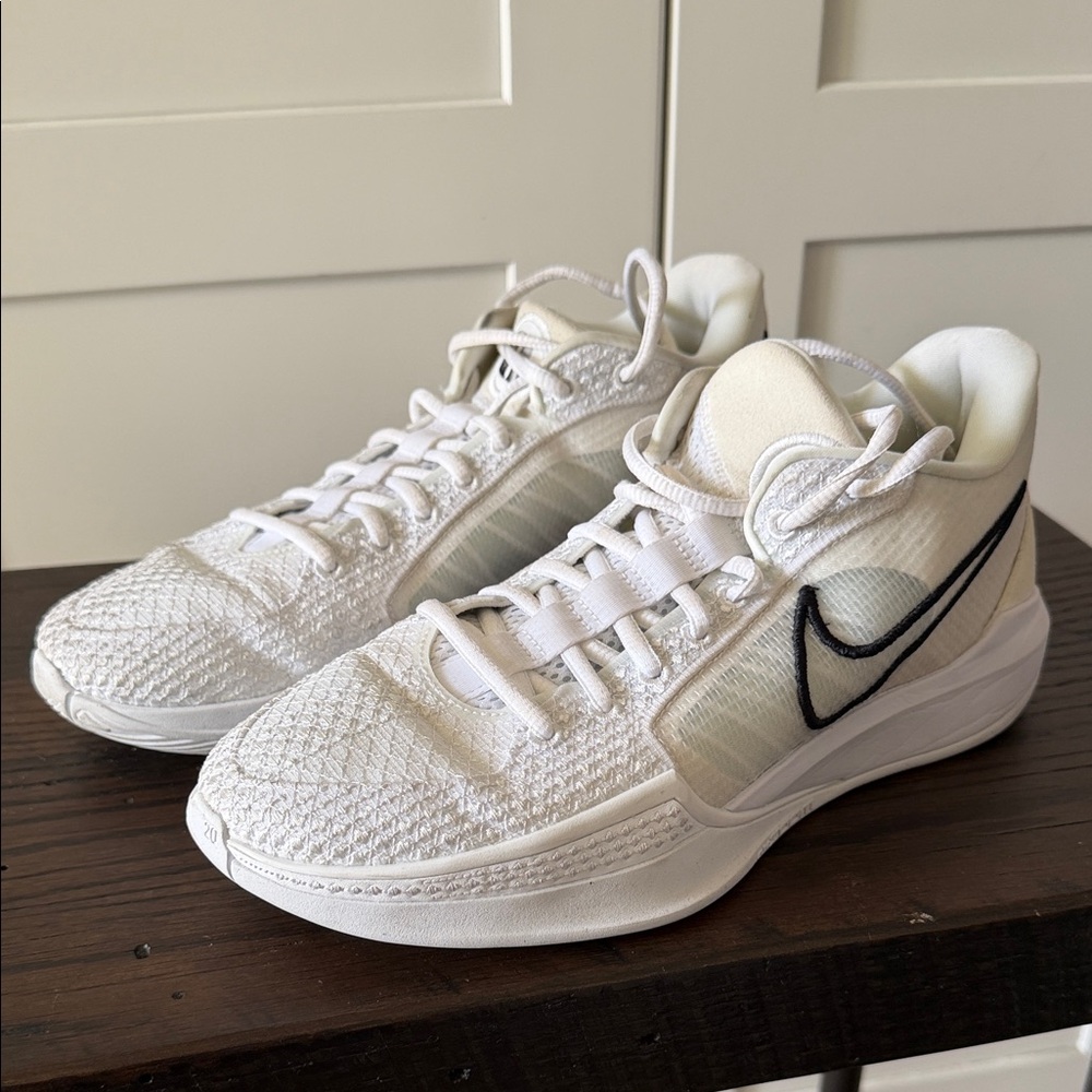 Nike ID Sabrina 1s